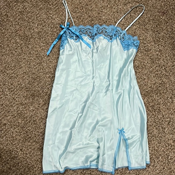 Victoria's Secret Other - Satin nighty